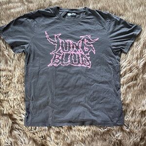 YUNGBLUD Gray T-Shirt with Pink Graphic